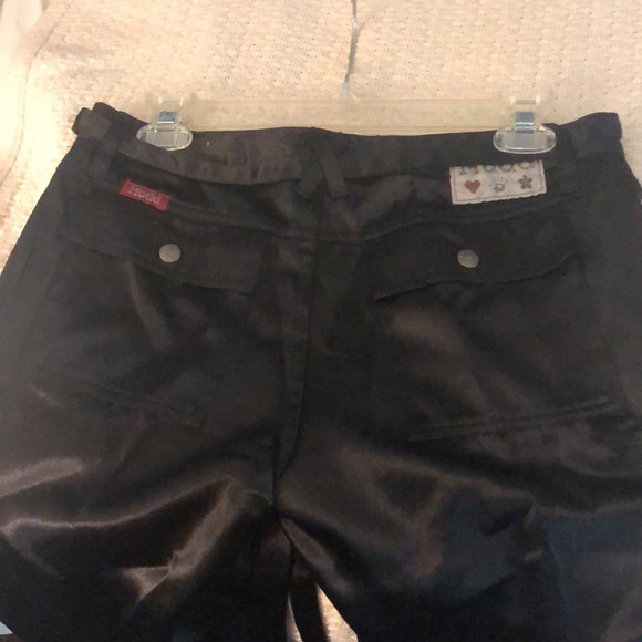 Mudd black satin shiny pants size 7 big pockets ties at the ankles loose fit - Picture 4 of 5